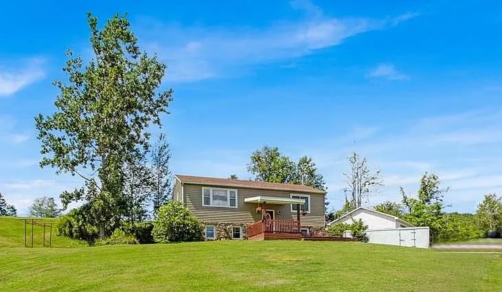 31 Valleyview Ln
