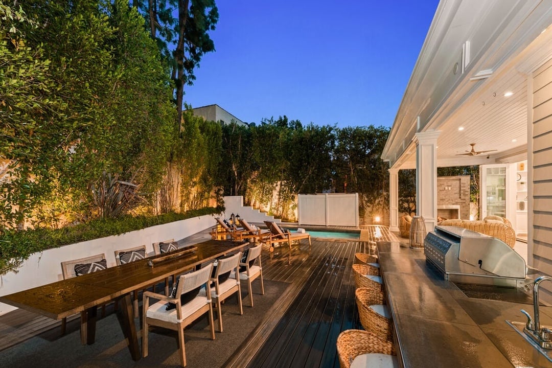 Luminor Heights, Laurel Canyon Blvd, 90046