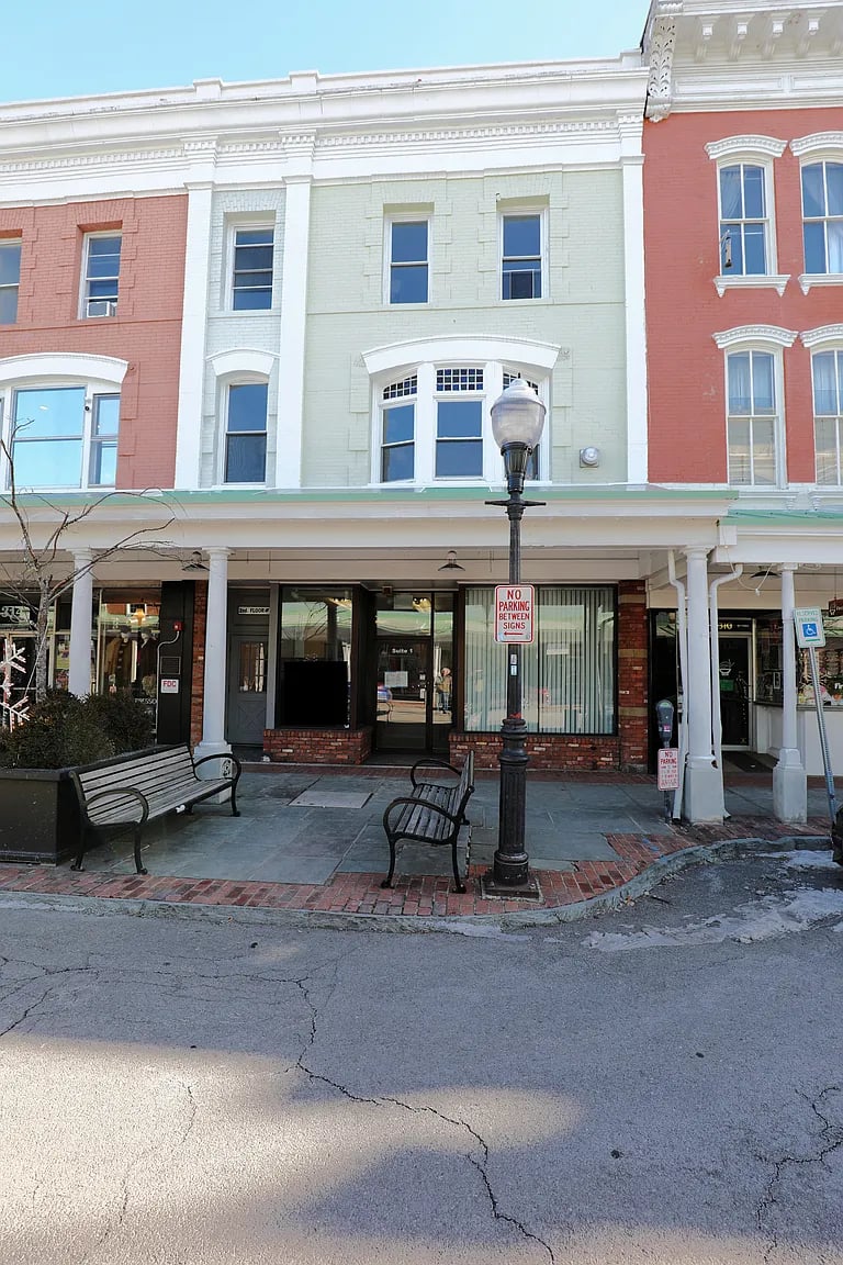 312 Wall St