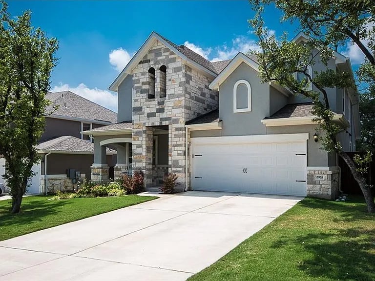 15928 Cinca Terra Dr