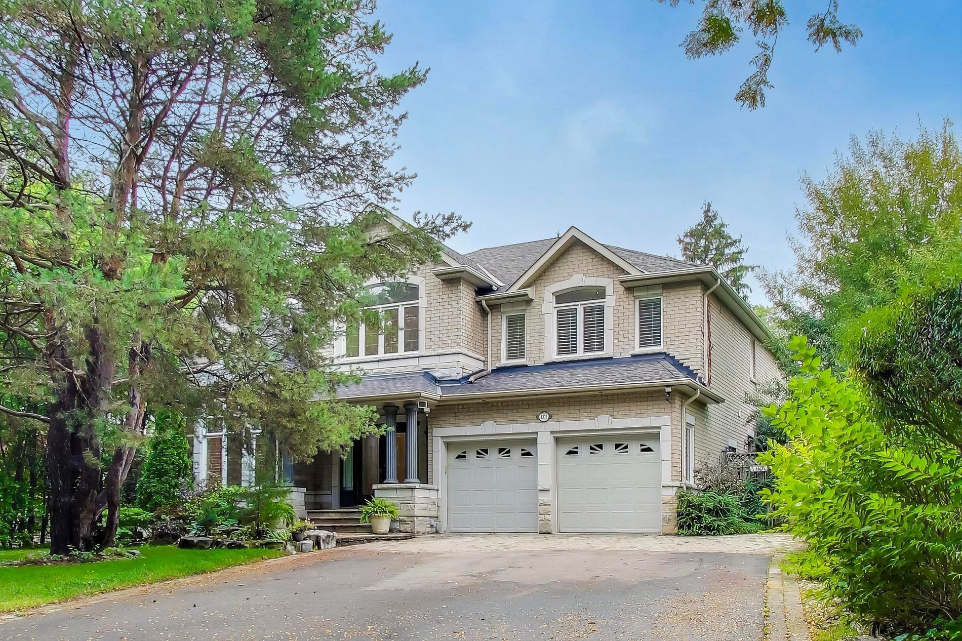 1371 Chriseden Dr