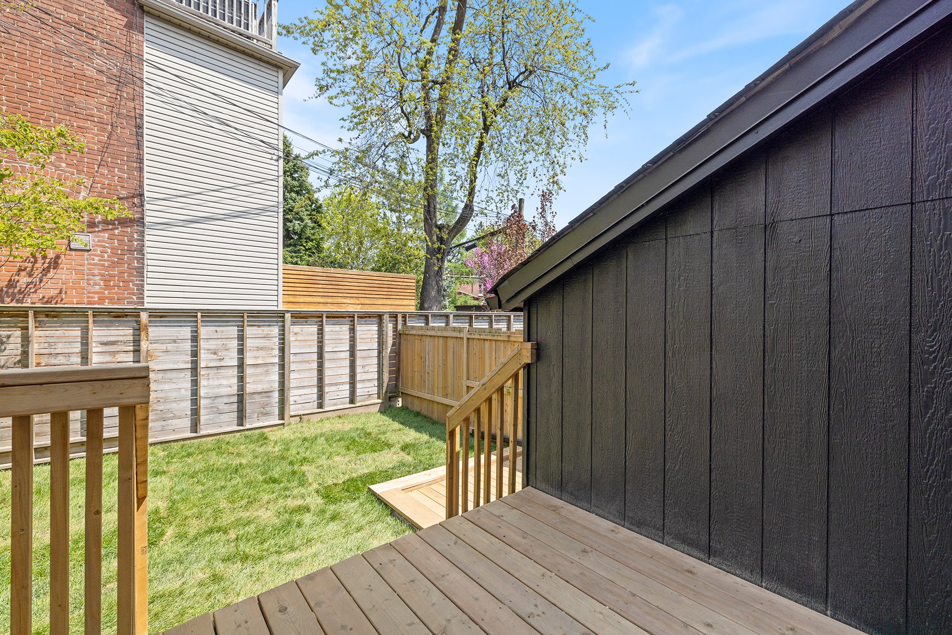 853 Manning Ave