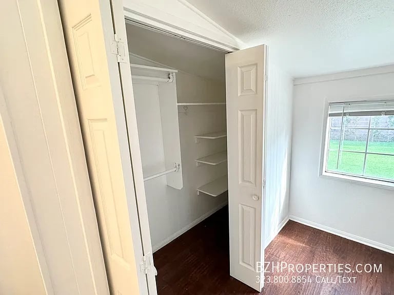 5116 Garden Grove 