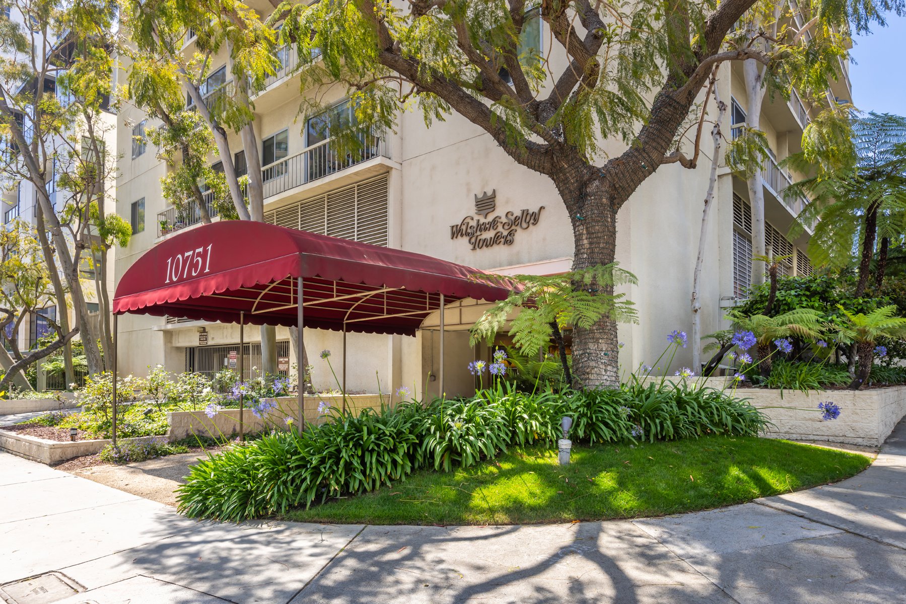 10751 Wilshire Blvd #702, Westwood