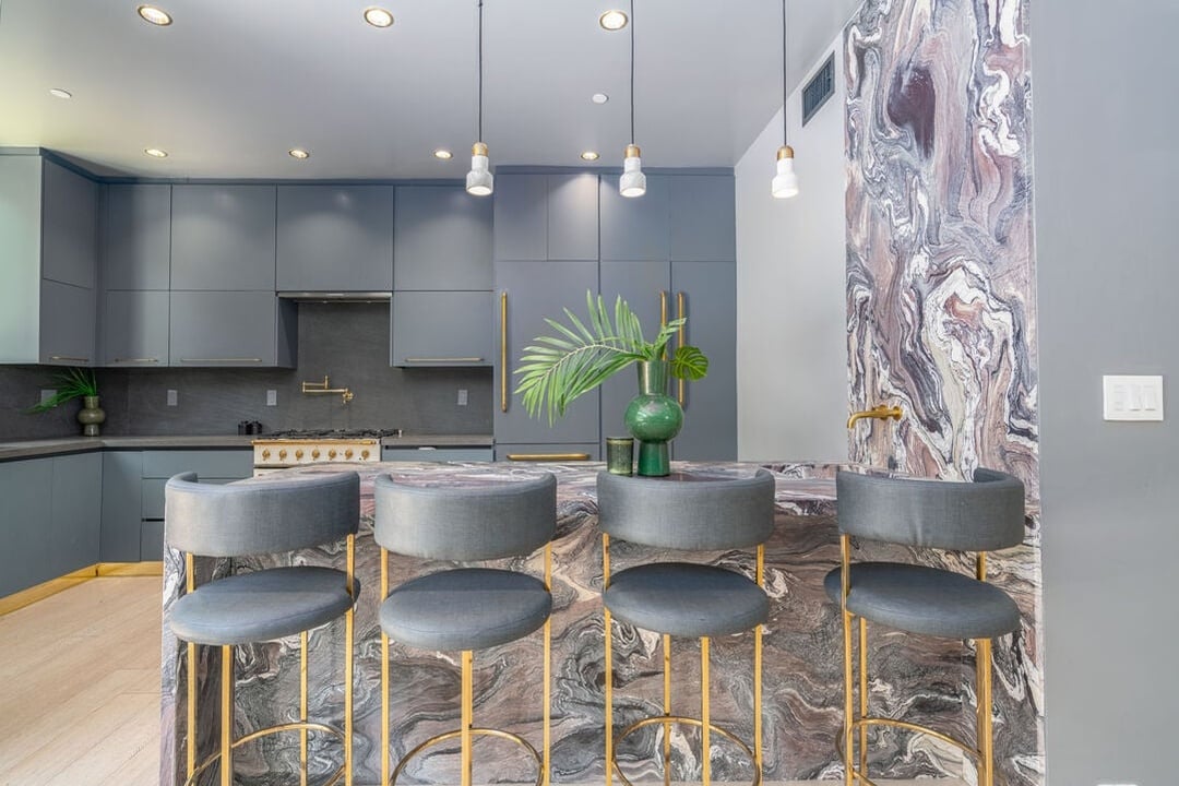 Meridian Reserve, Franklin Ave, 90046