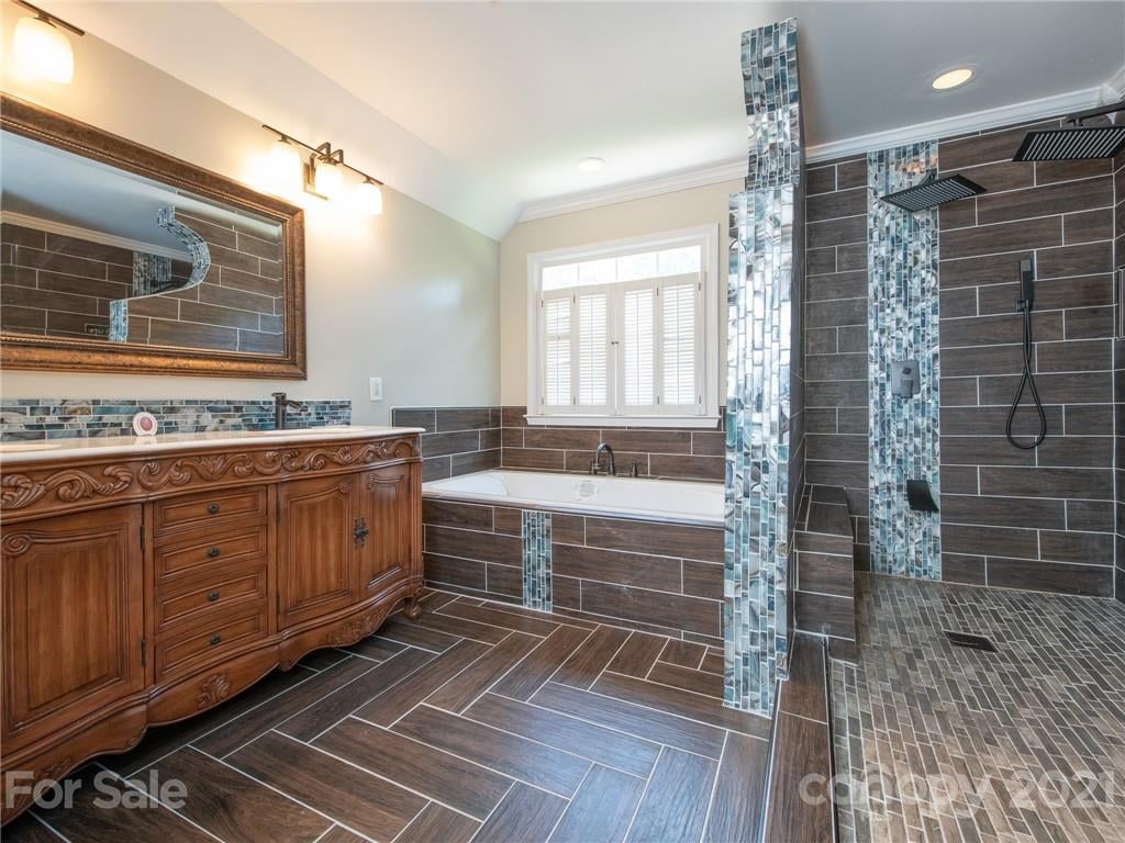 5552 Piper Glen Dr