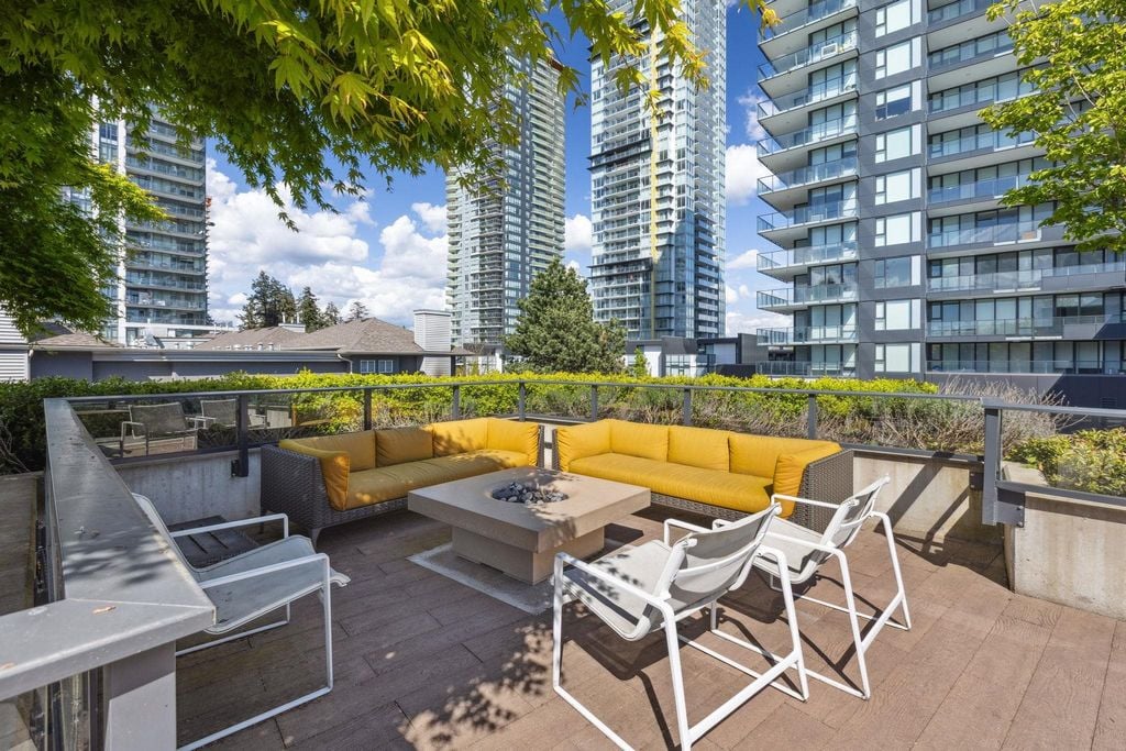6699 Dunblane Ave, #304