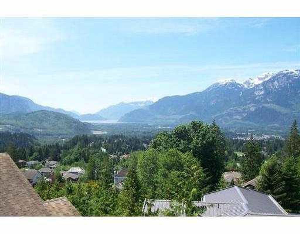 1007 Tobermory Wy