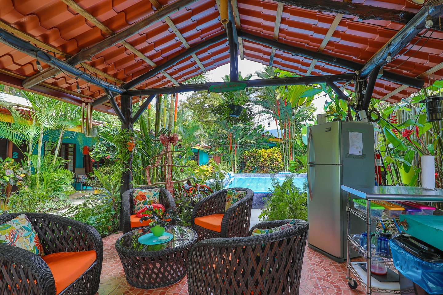 SUCCESSFUL BOUTIQUE HOTEL WITH OWNER’S HOME BY THE BEACH IN UVITA