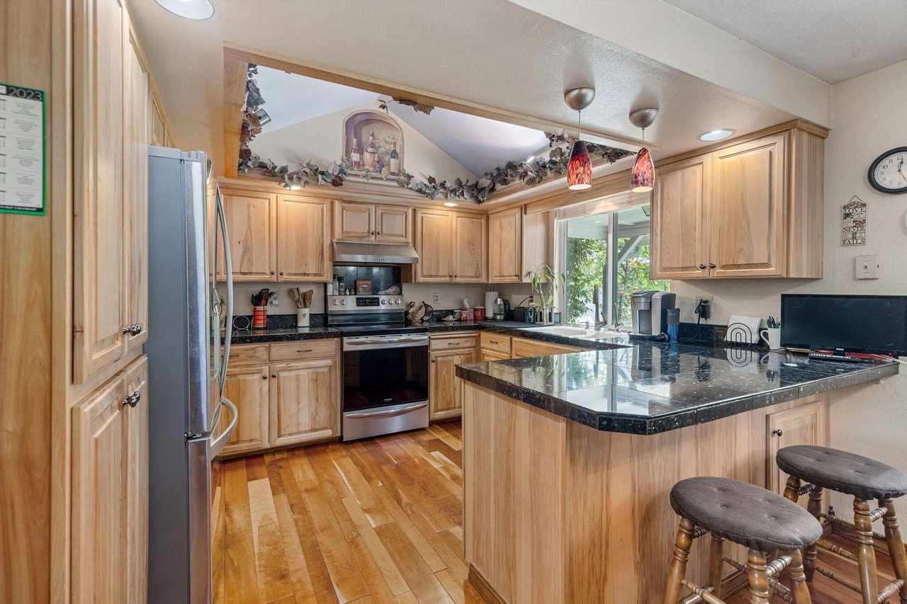 105 Saradan Ln