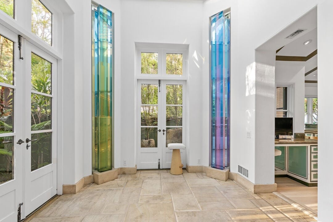 Century Woods Dr, 90067