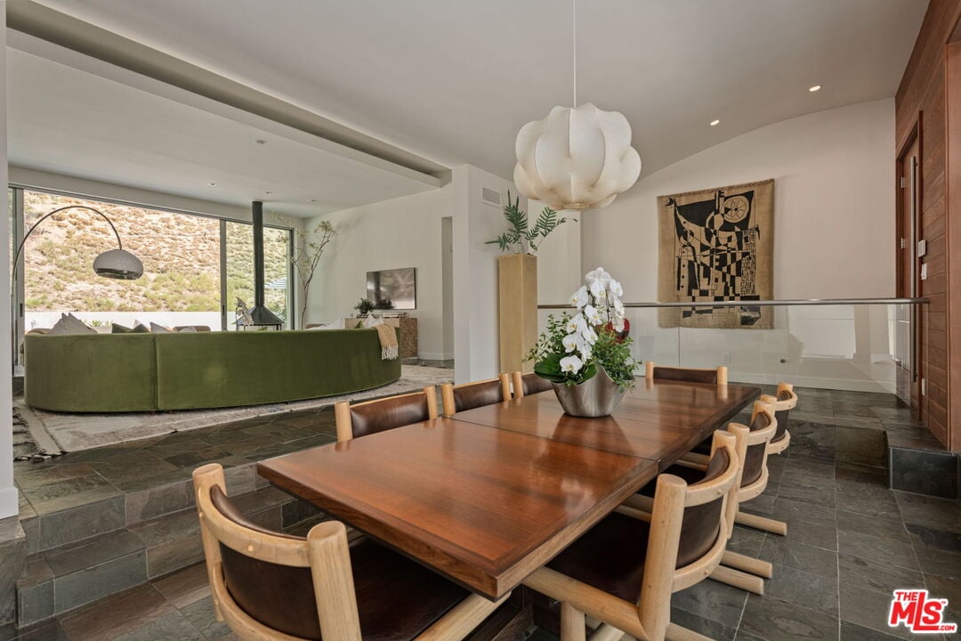 Northstar Pavilion, Amor Rd, 90046