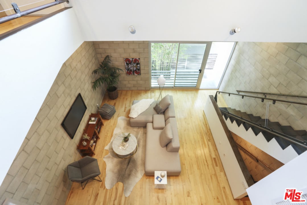 717 N Highland Ave, Unit 23