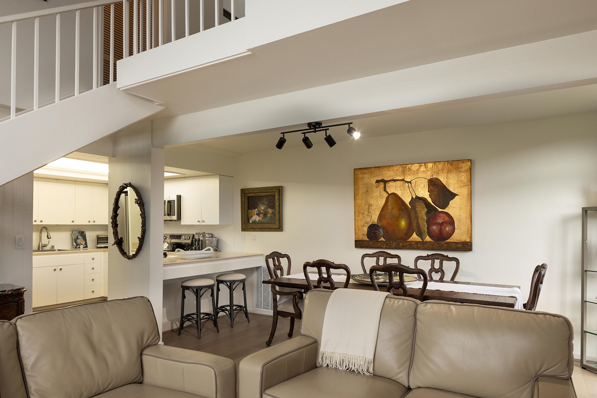 Quail Lodge Living - 7020 Valley Greens Drive #8