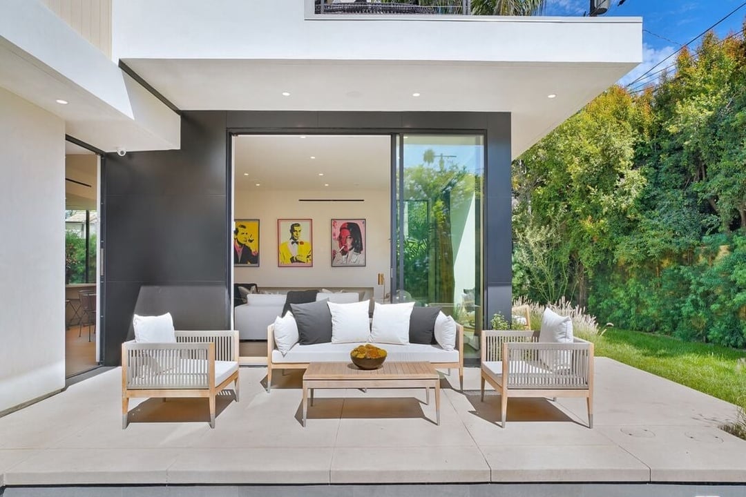 Windmere Crest, Dorrington Ave, 90048