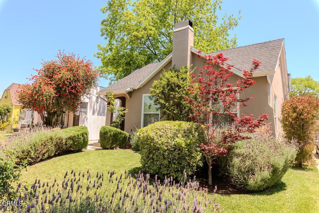 800 Winthrop Dr
