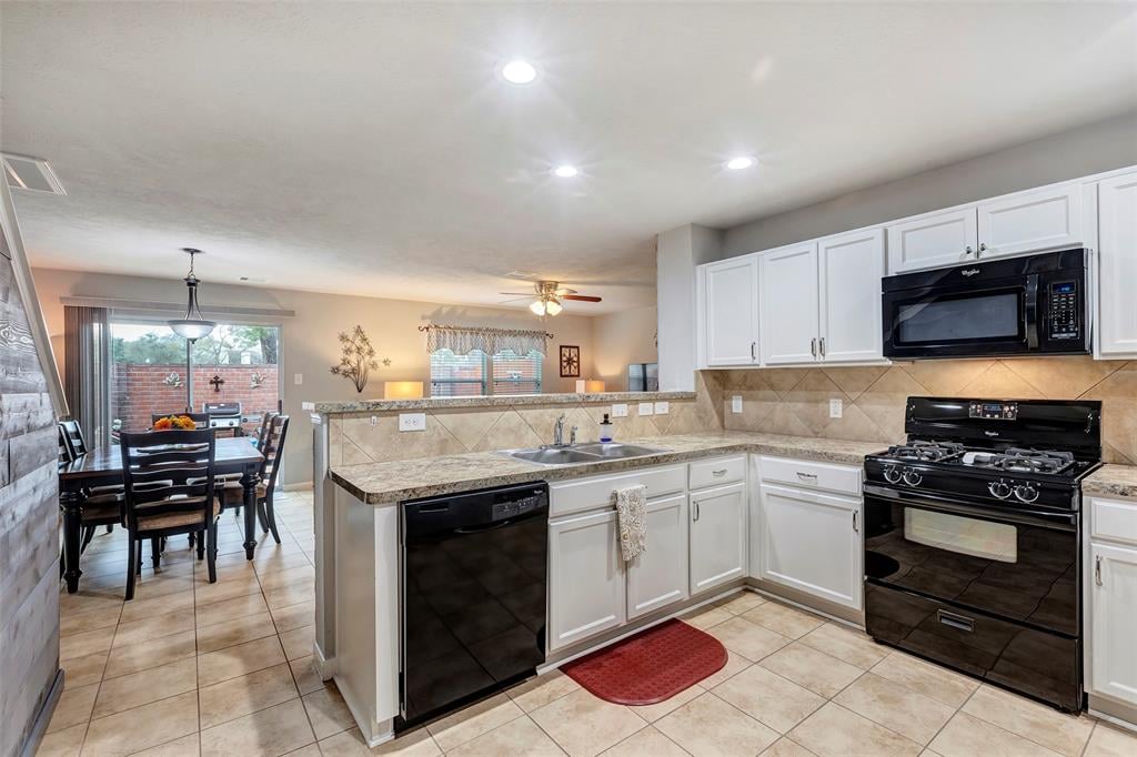 16019 Sweetwater Fields Ln