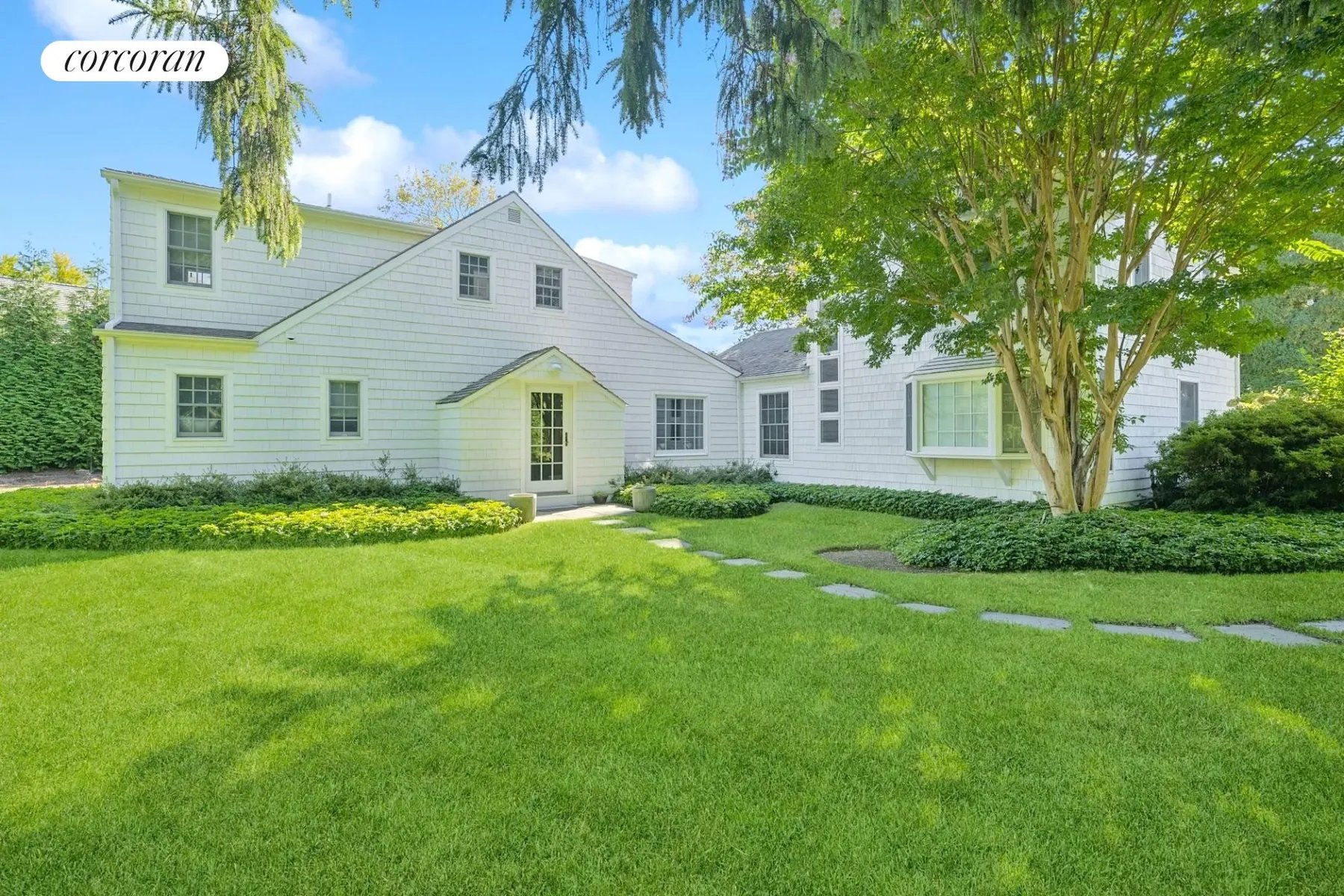 57 Lee Ave