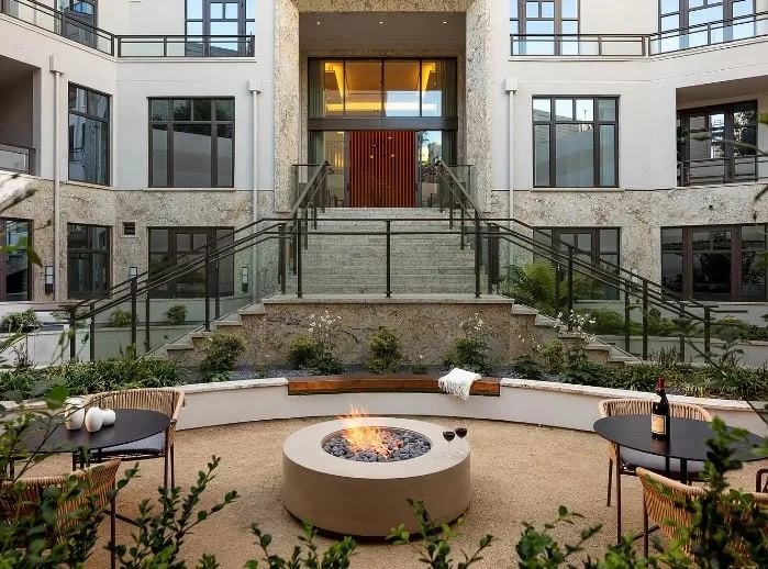 Crescent Nob Hill