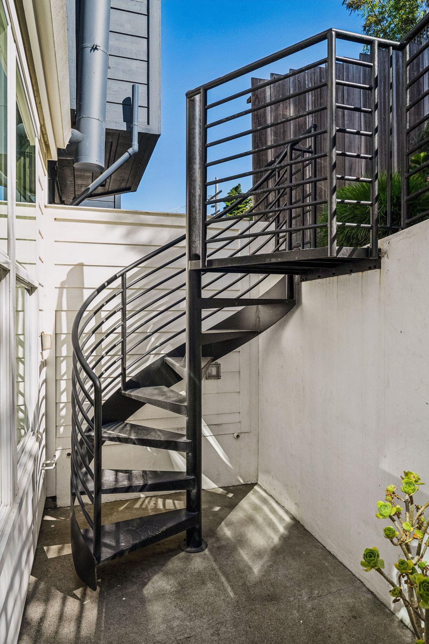 209 Montcalm