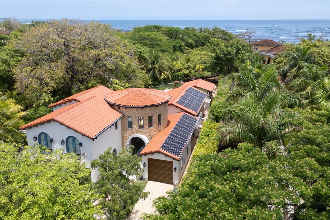 Villa Romantica | A Timeless Coastal Retreat in Las Golondrinas, Hacienda Pinilla