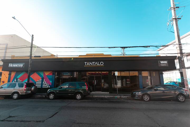 Beach House Apt 8 • King Studio w/ Kitchenette - Airbnb