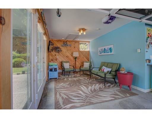 15 Ferry Rd