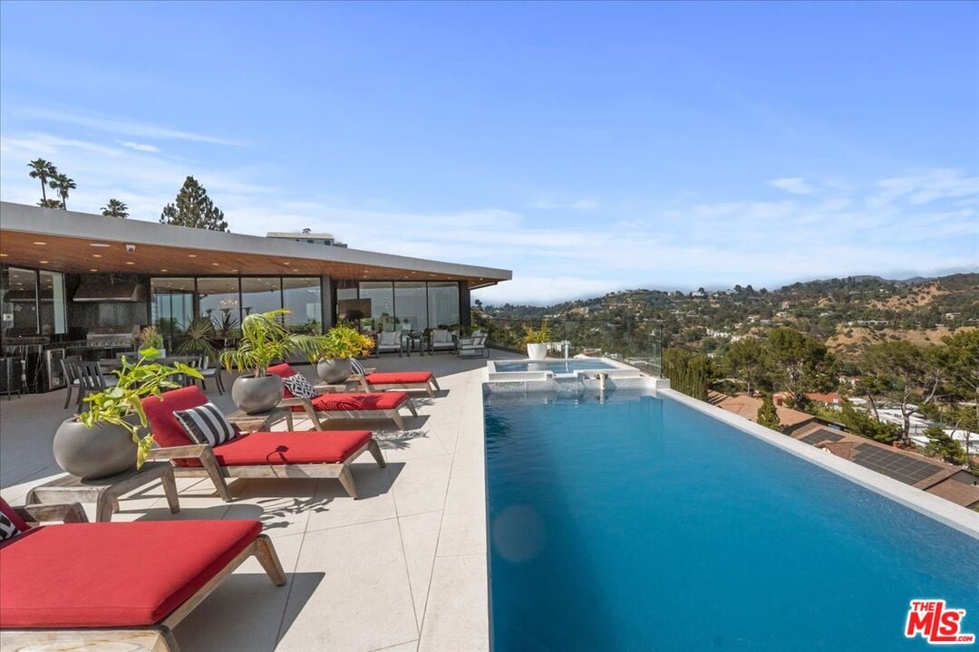 Celestia Estate, Hercules Dr, 90046