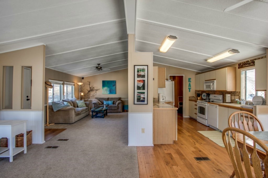 420 W Entiat Dr
