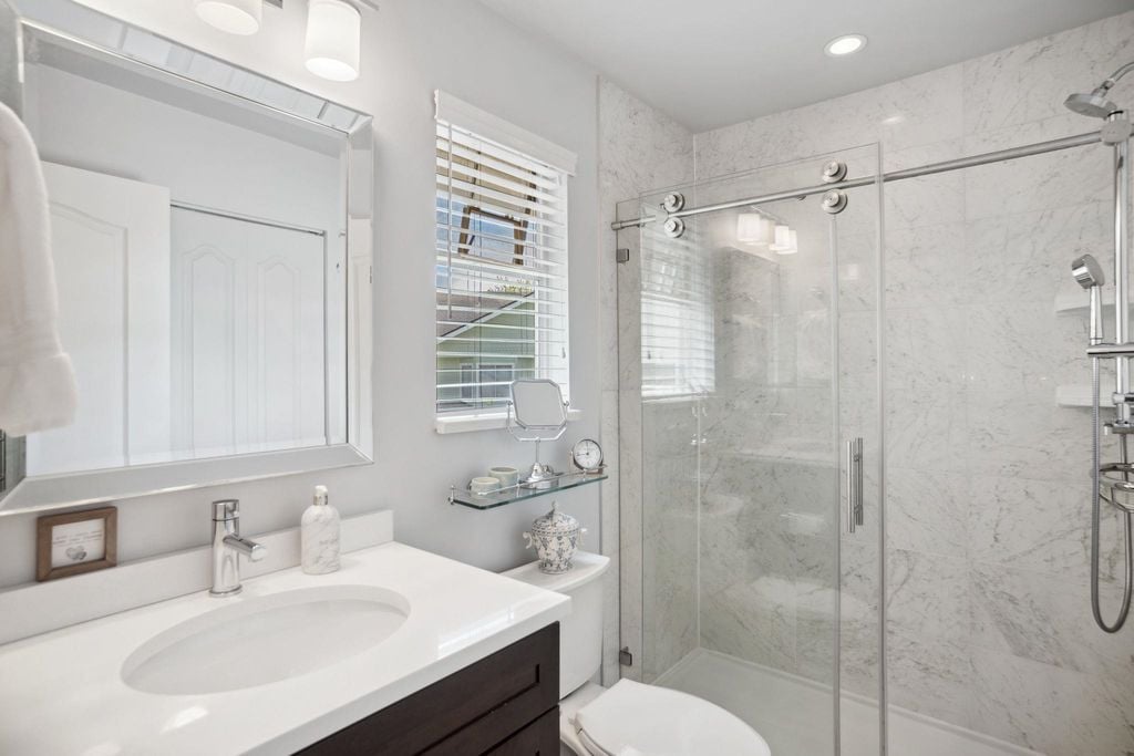 230 Waterleigh Dr