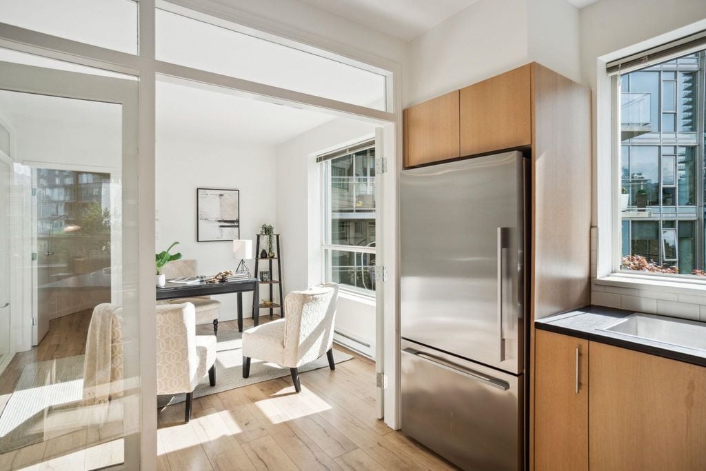 1478 W Hastings St, #400
