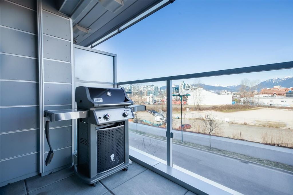 384 E 1st Ave, #312