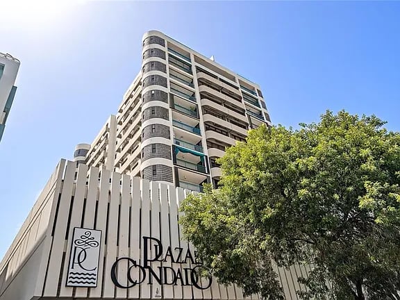 64 Condado #703