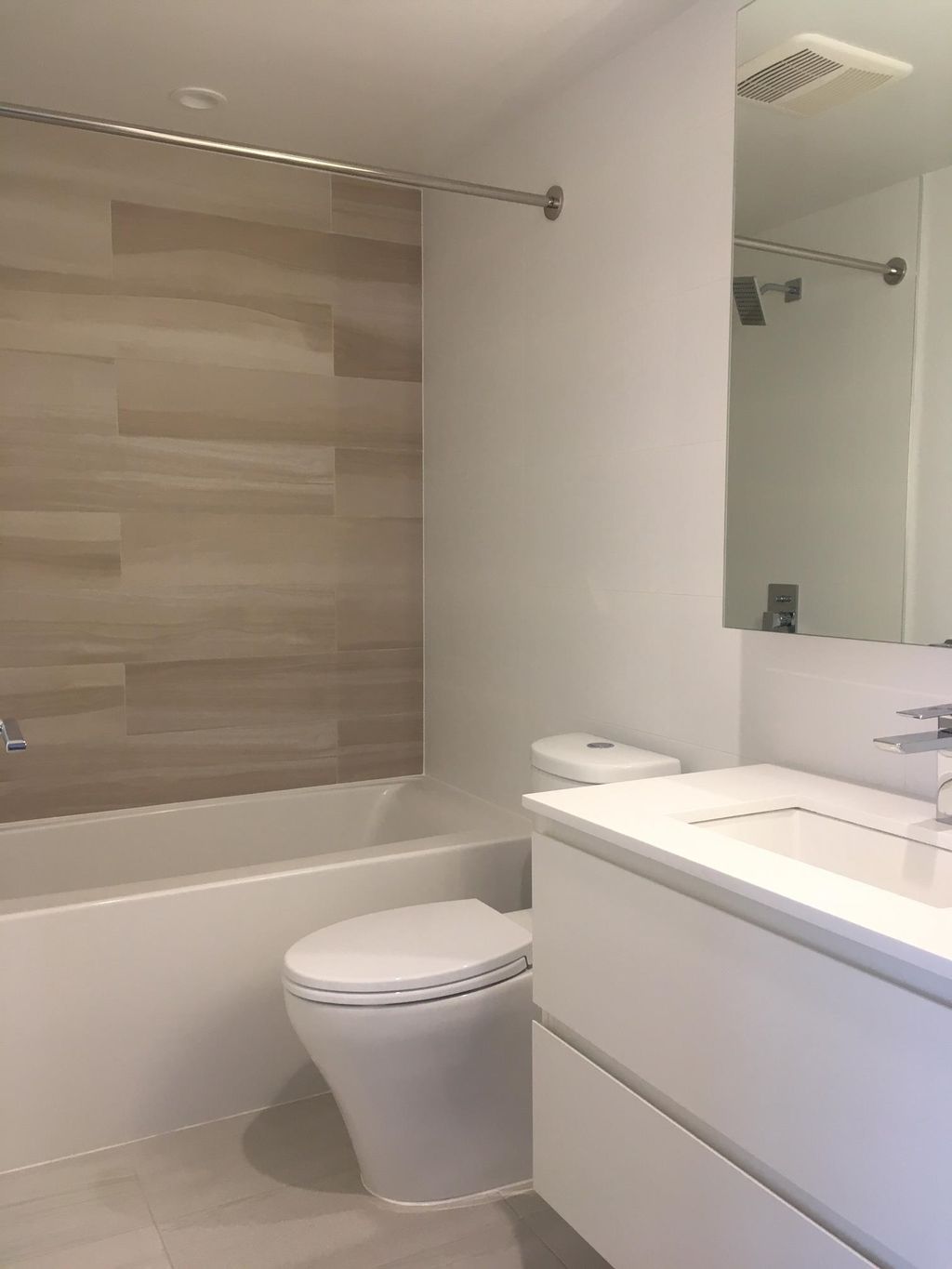 13615 Fraser Hwy, #2102