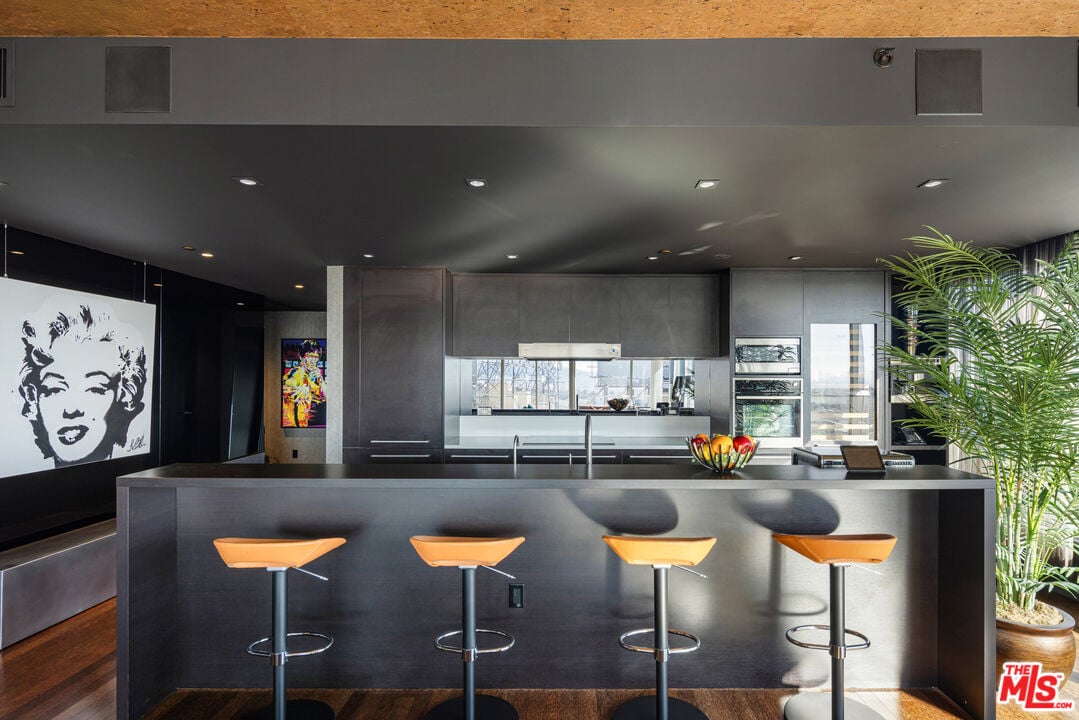 6250 Hollywood Blvd, #14H