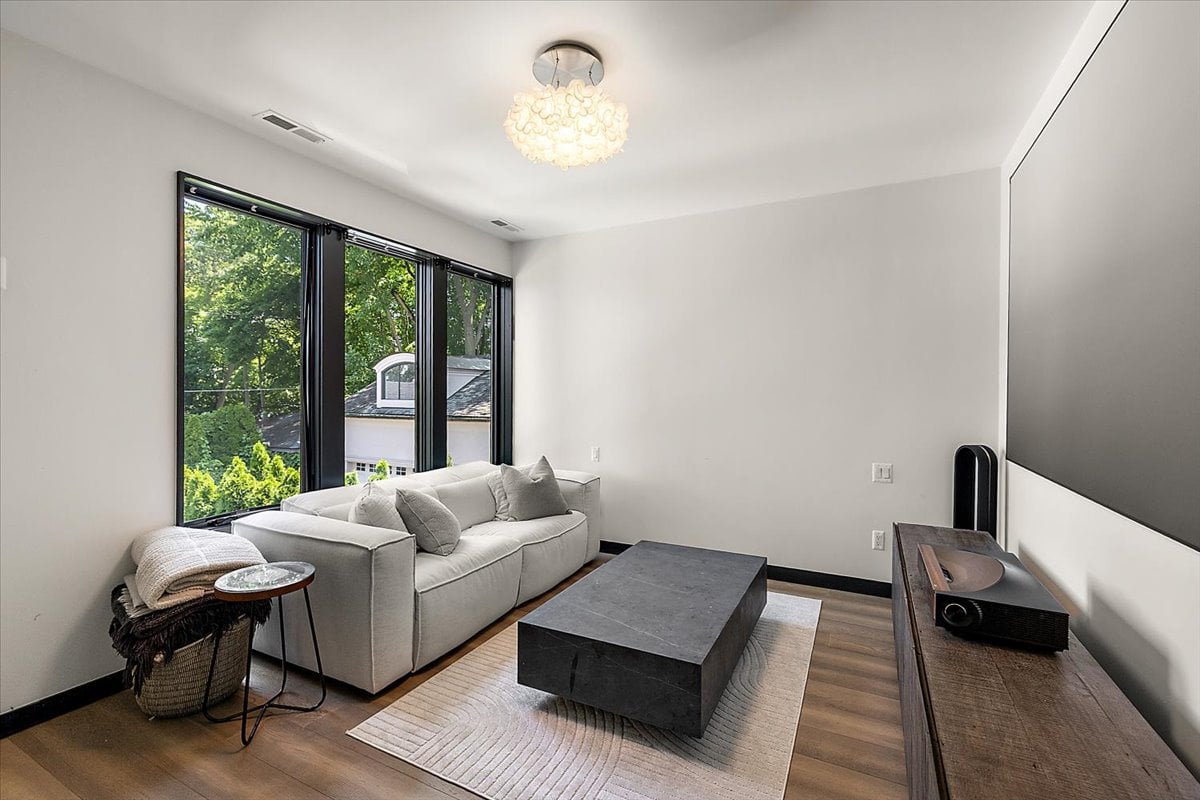 340 Ferndale