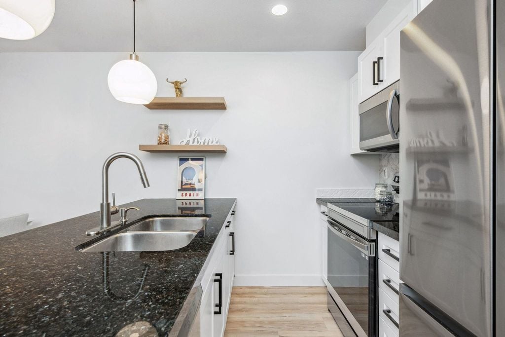 19774 56 Ave, #308