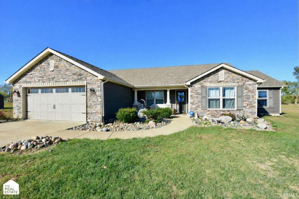 3426 Charlais Cir