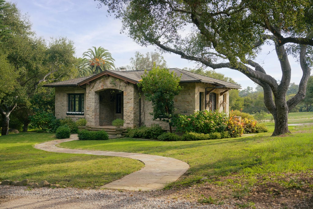 Mira Vista ~ Legacy Estate