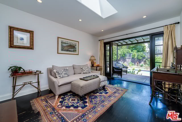 1738 N Ogden Dr
