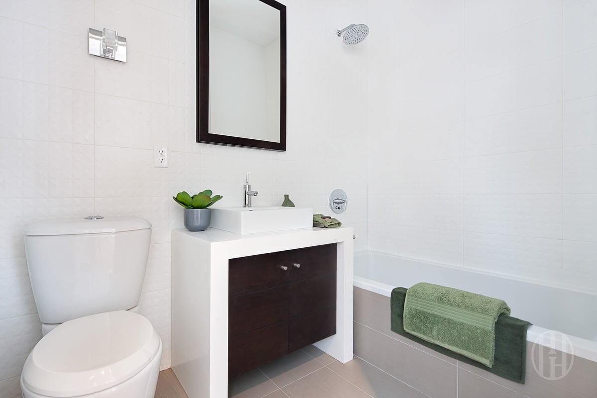 182 15th Street #1F