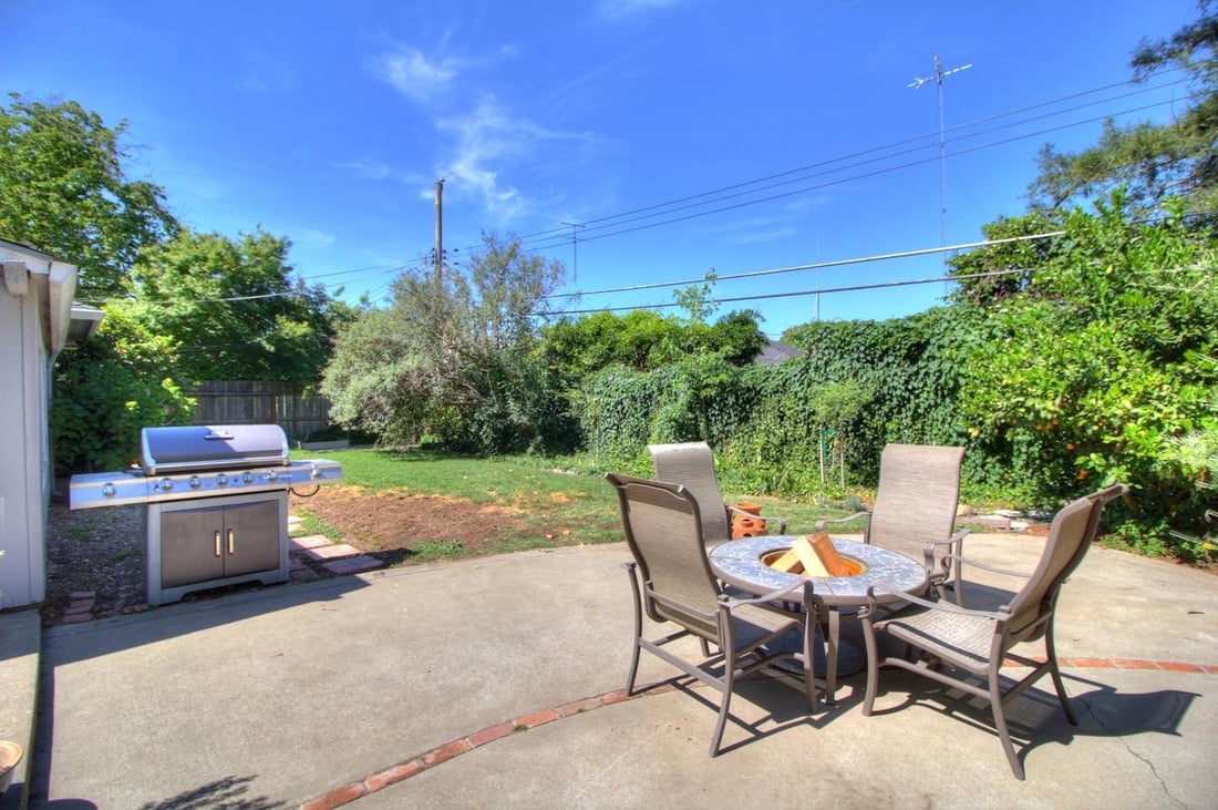 Just Listed! Updated Gorgeous South Land Park Beauty!