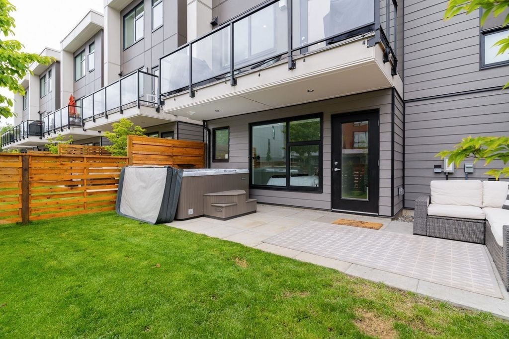 602 Lile Dr, #8