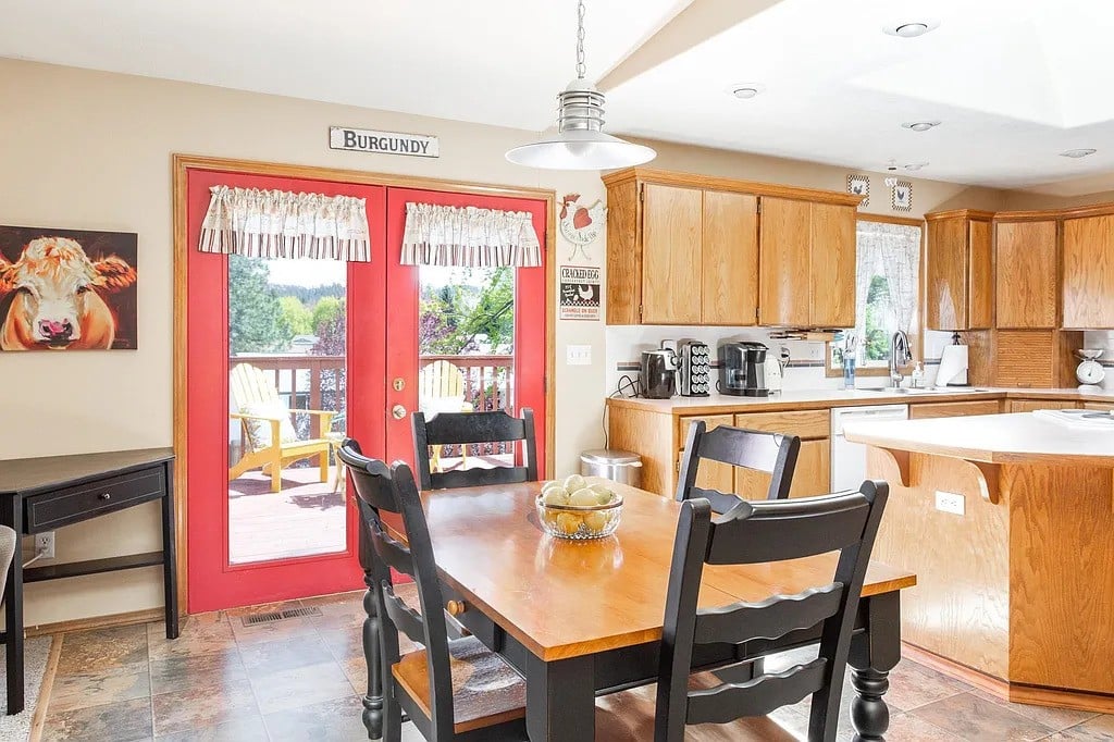 9706 N Ridgecrest Dr