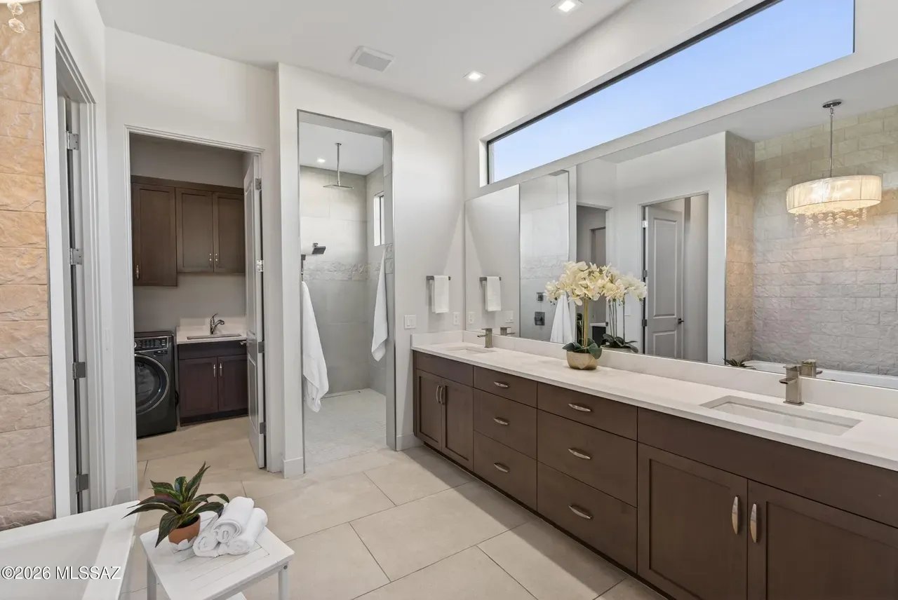 14248 N Hidden Enclave Pl