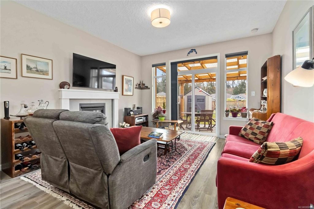 2471 Fern Wy