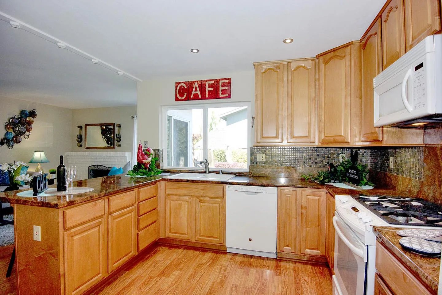2127 Sepulveda Ave