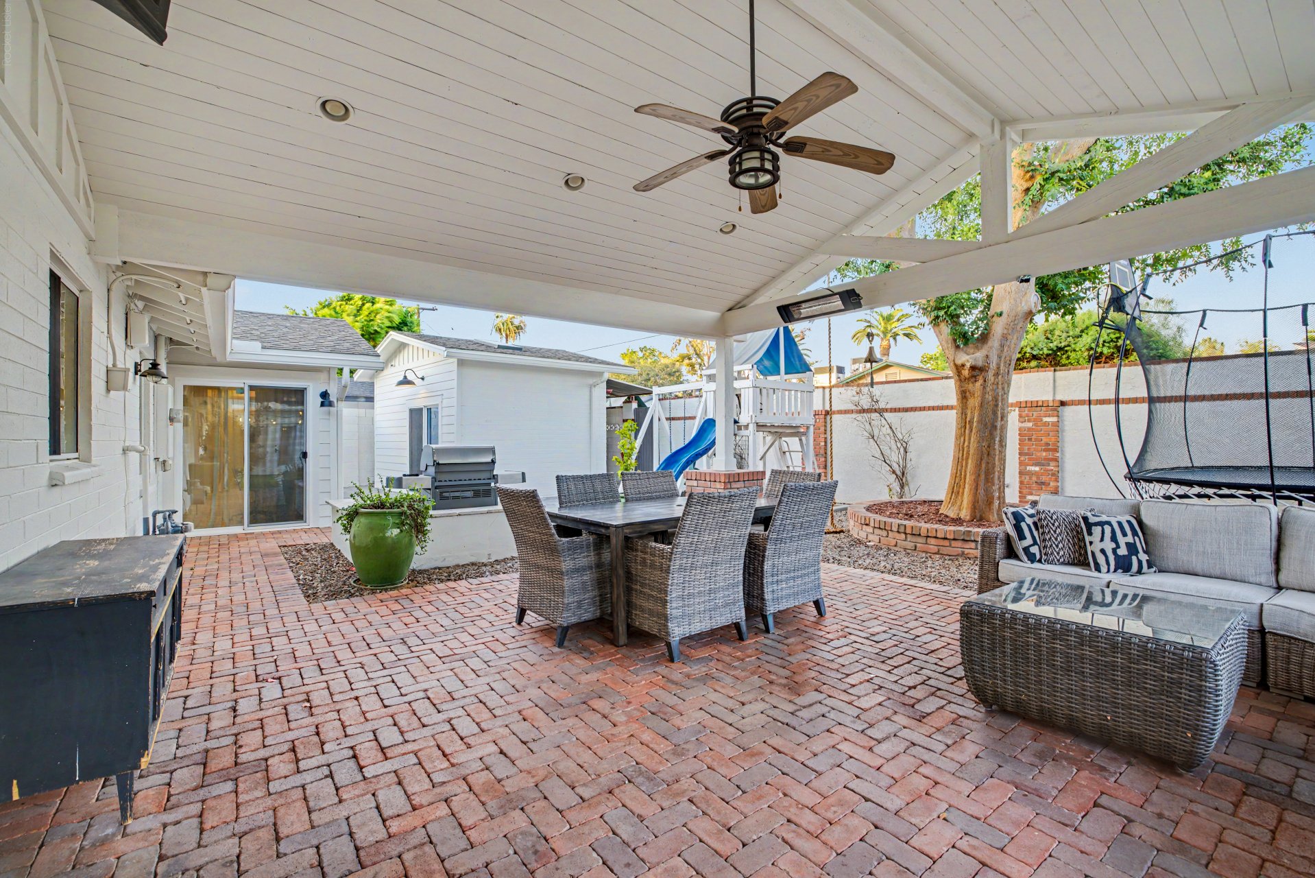 4711 N 33RD Street