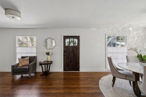 260 E Edgewood Pl