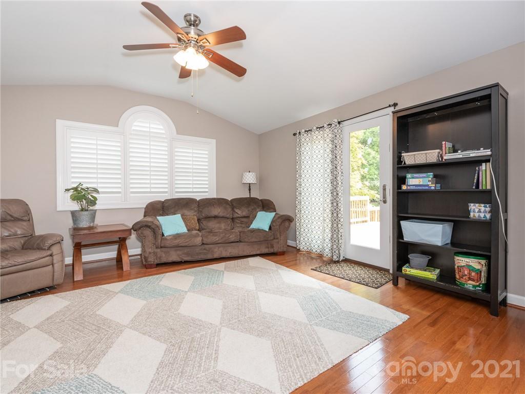 806 Chadbourne Ave